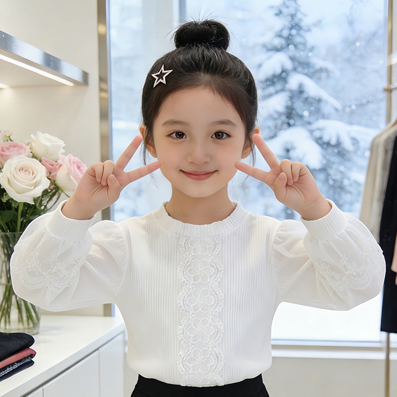 Girls elegant blouse with transparent puff sleeves and delicate floral embroidery Mune Fashion