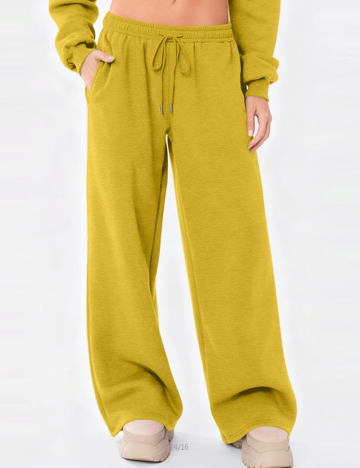 Women's wide lounge pants with high comfort waistband, elastic drawstring and side slant pockets Mune Fashion