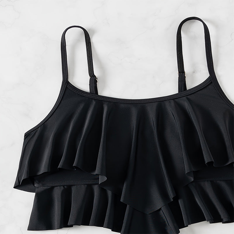Women’s swim top with ruffle design and high-cut bikini bottoms Mune Fashion