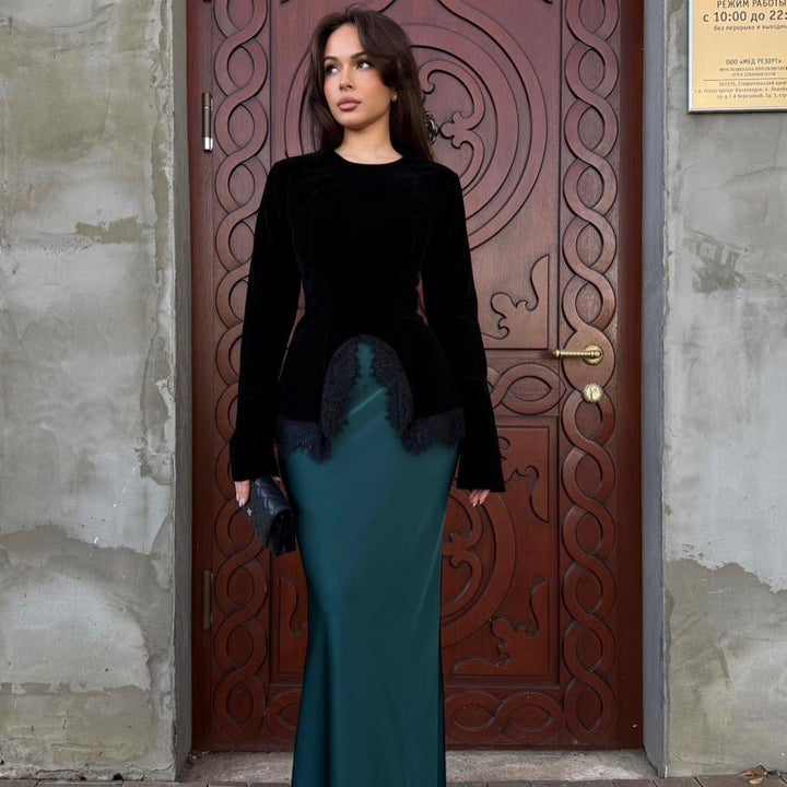 Women Elegant Velvet Long Sleeve with Lace Trim and Semi-Circular Front Slit Mune Fashion