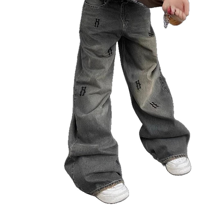 Women's High-Waist Straight-Leg Jeans with Decorative Mini-Embroideries and Used Effect Mune Fashion
