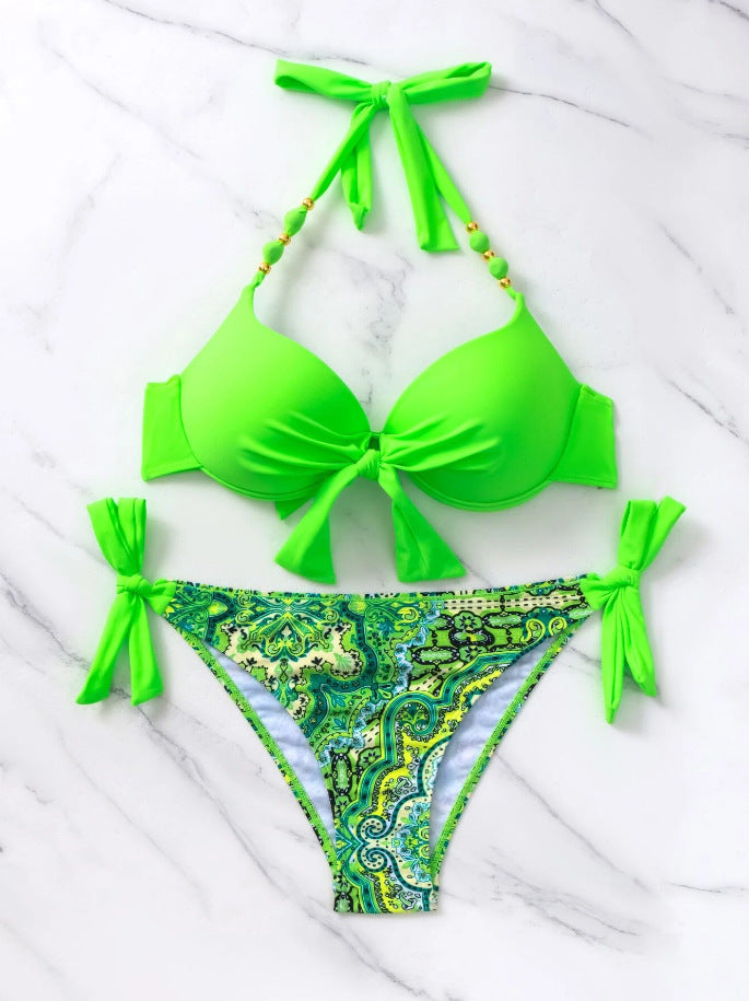 Women's bikini set with fashionable knot and colorful accents Mune Fashion
