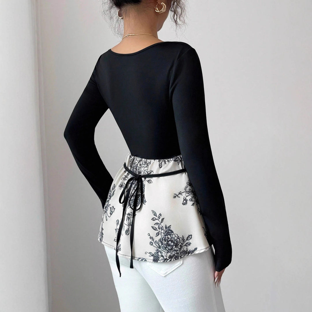 Women's shaping long-sleeve top with square neckline, seamless stretch, and extended hip area Mune Fashion