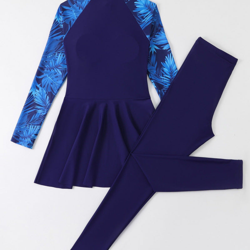 Women's swimsuit with stylish skirt and long sleeves Mune Fashion