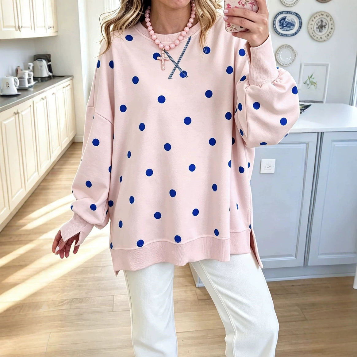Women's Oversize Sweatshirt with Puff Sleeves, Polka Dots and Side Slits Mune Fashion