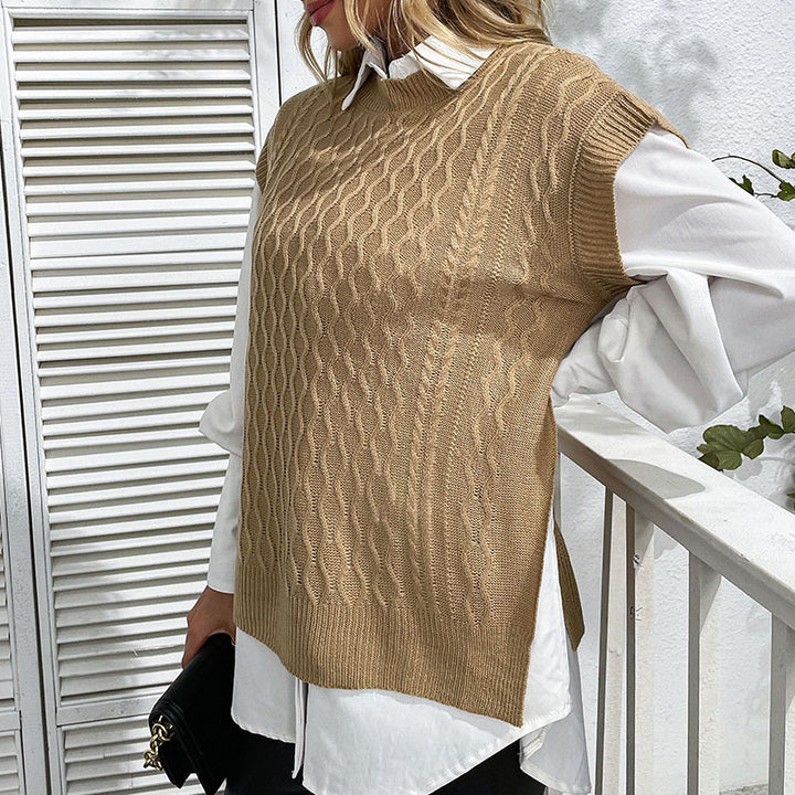 Women's Oversize Knit Vest with Cable Pattern and Round Neckline Mune Fashion