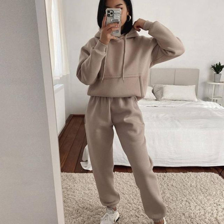 Women's cozy oversized hoodie and high-waist jogging pants set Mune Fashion