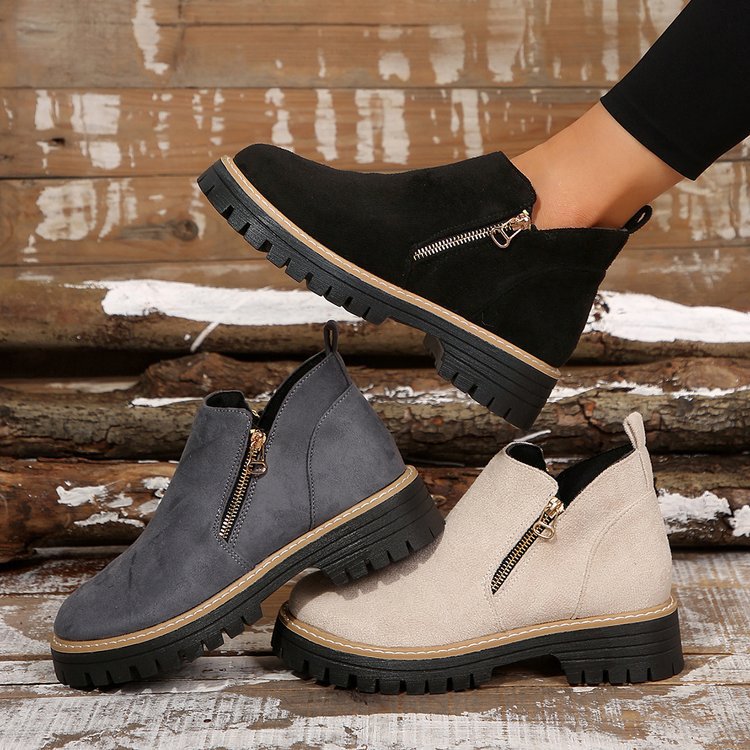 Ladies Chelsea ankle boots with textured rubber sole and side zipper Mune Fashion
