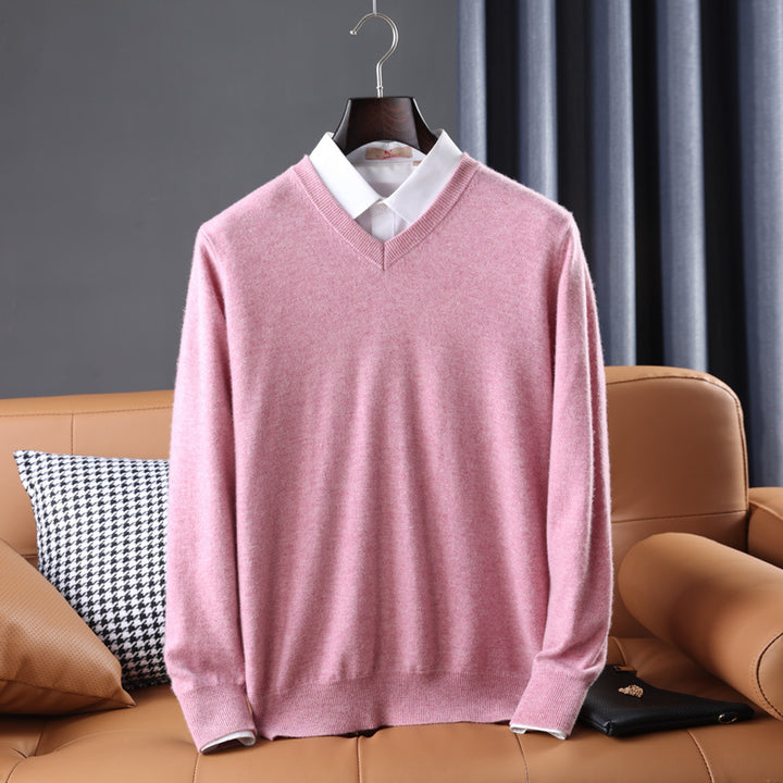 Men's Slim Fit Round Neck Sweater made of fine Cashmere Blend with subtle Rib Edge