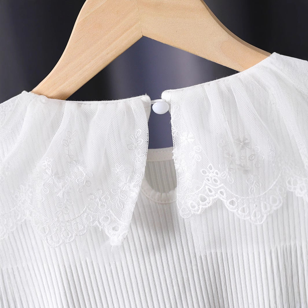 Ladies blouse with romantic tulle collar and floral embroidery Mune Fashion