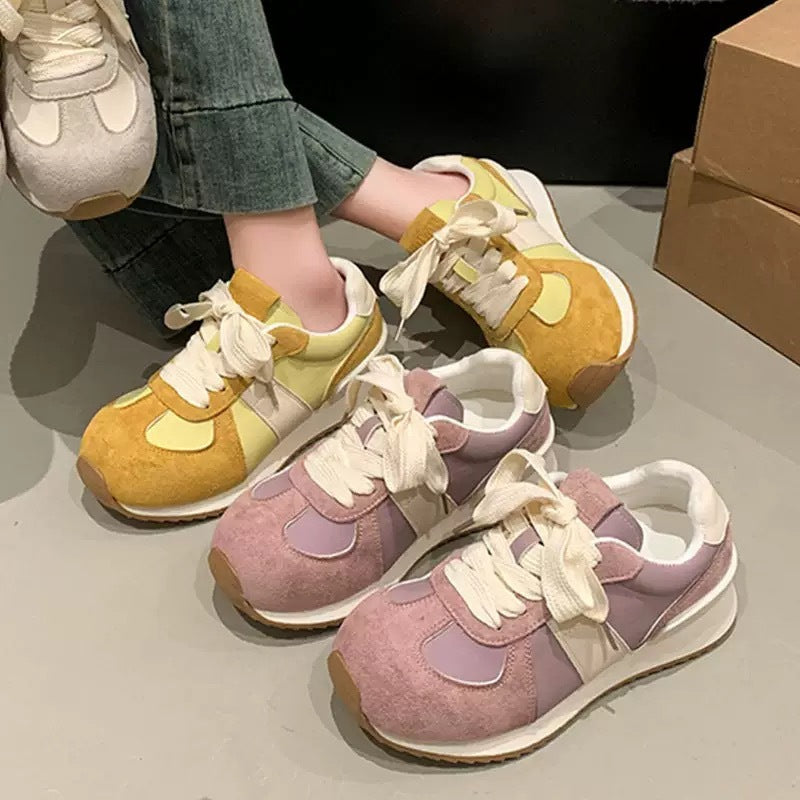 Women's fashion sneakers with soft cushioned sole and breathable upper material Mune Fashion