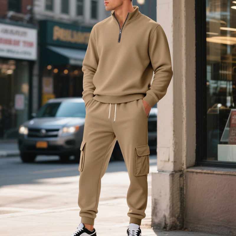 Men's cozy cargo style jogging pants made of fleece with drawstring and patch pockets Mune Fashion
