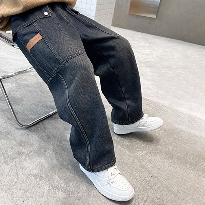Women casual cargo jeans in oversized style Mune Fashion