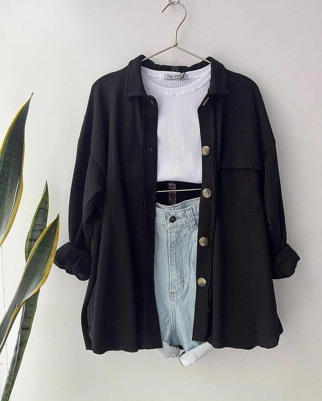 Women's Oversized Cord Shirt Jacket made of Wide Corduroy with Chest Pocket and Wooden Buttons Mune Fashion
