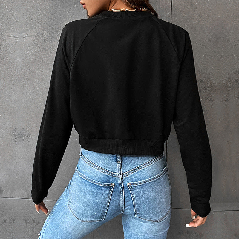 Women's Short-Cut College Sweater with Raglan Sleeves and Cuffs Mune Fashion