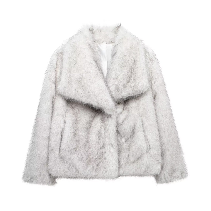 Ladies' short faux fur coat with oversized shawl collar and soft lining Mune Fashion