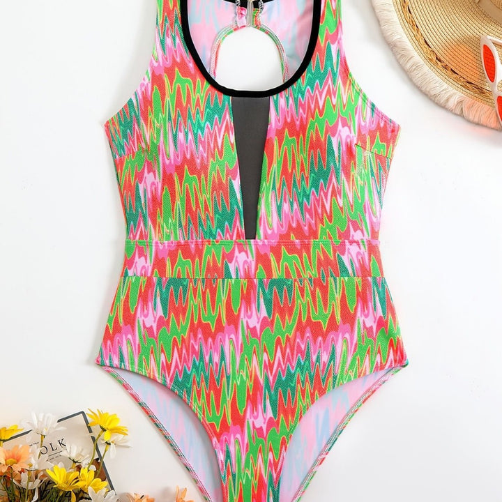 Women's swimsuit with fashionable cut-out Mune Fashion