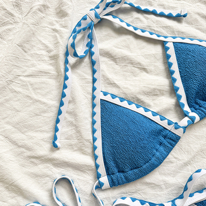 Women's triangle bikini with playful ties and fine texture Mune Fashion