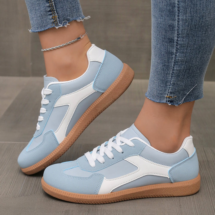 Damen Mary-Jane-Sneaker mit Klettverschluss und gepolstertem Komfortfußbett Mune Fashion