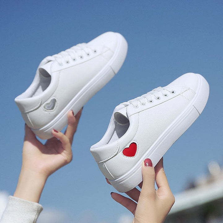 Damen Minimalistische Low-Top Sneaker mit glatter Kunstlederoptik und komfortabler Gummisohle Mune Fashion