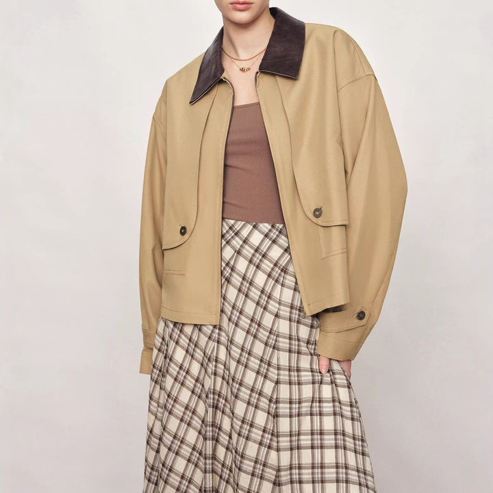 Women's Casual and Fashionable Transition Jacket with Contrasting Collar Mune Fashion