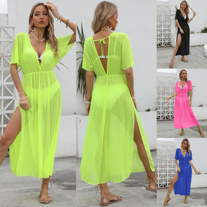 Women elegant maxi dress with deep V-neck and flowing skirt Mune Fashion