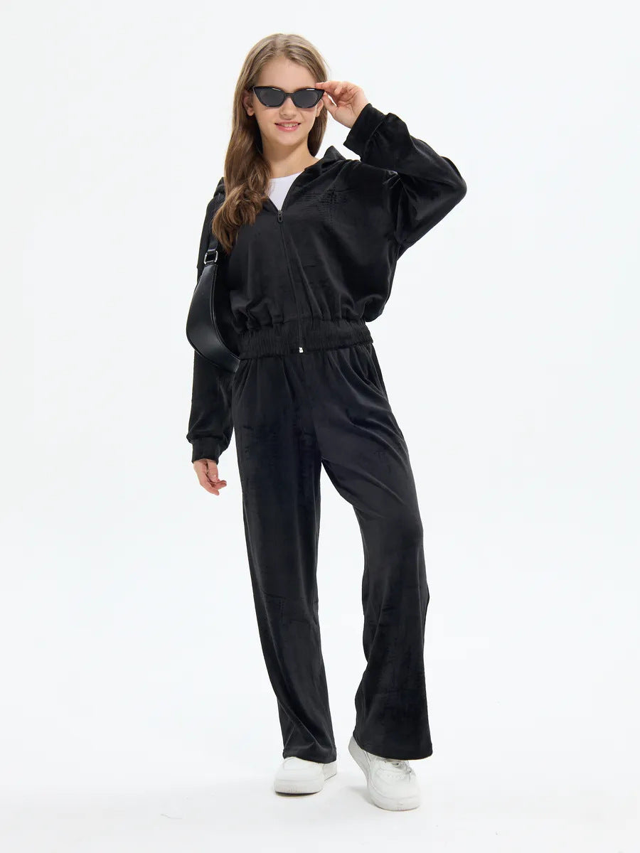 Women's velvety hooded tracksuit with full zip, elastic drawstring waistband, and straight leg Mune Fashion