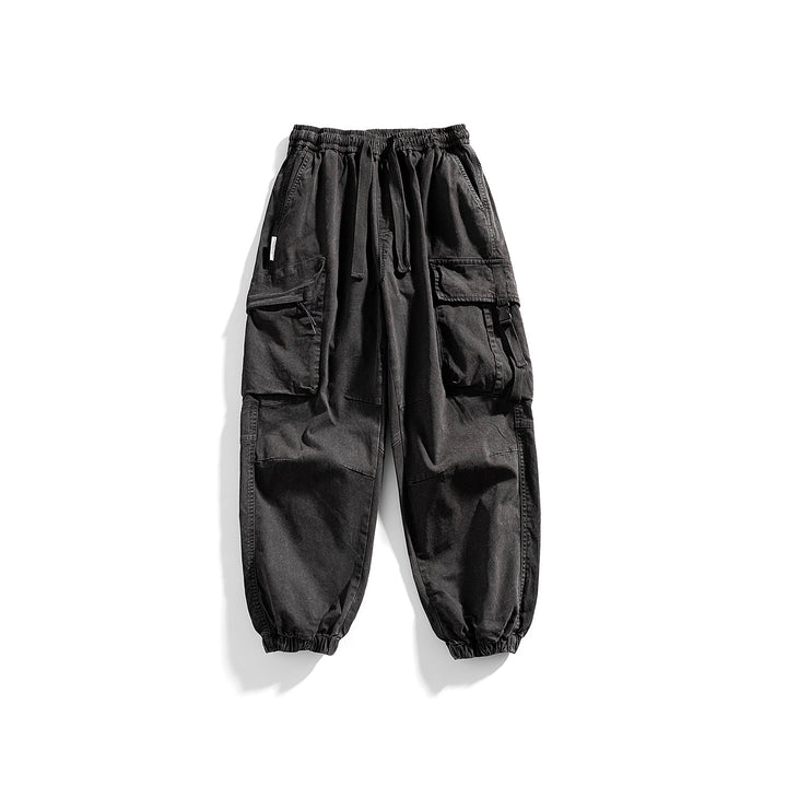 Men's utility cargo jogger with elastic waistband, multiple pockets and drawstring