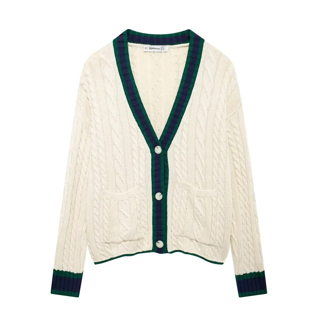 Women's cable knit cardigan with V-neck, patch pockets and contrast edges Mune Fashion