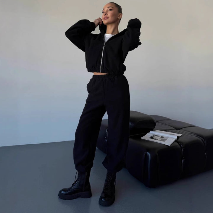 Women's cozy fleece hoodie and jogging pants lounge set with zip-up hood elastic waistband Mune Fashion