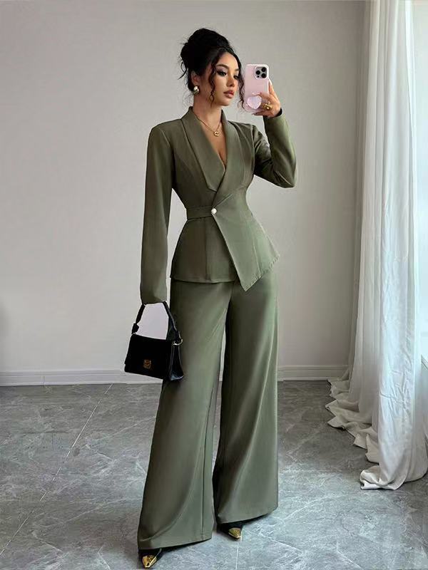Women's tailored pantsuit set with asymmetrical blazer and wide-leg Mune Fashion