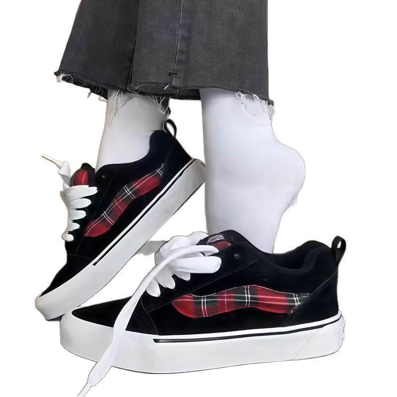 Women Fashion Sneakers with Checked Design and Comfortable Insole Mune Fashion