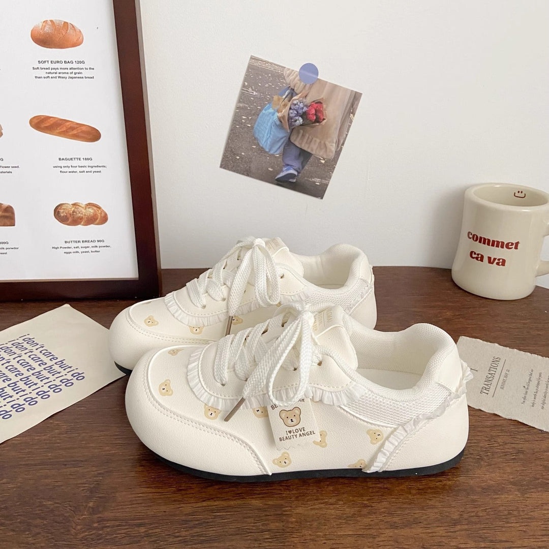 Women's sneakers with playful bear motif and comfortable sole Mune Fashion
