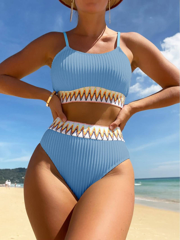 Women High-Waisted Bikini with Geometric Pattern Mune Fashion