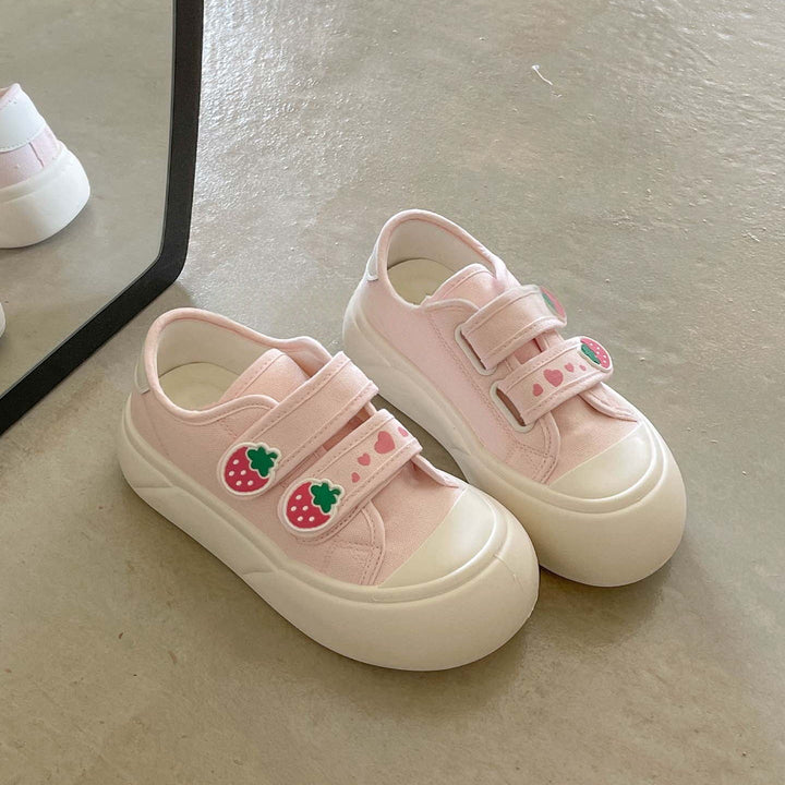 Women comfortable and playful sneakers with Velcro from Mune Fashion
