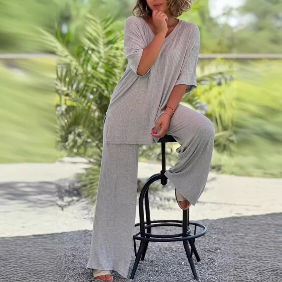 Women's two-piece travel and loungewear set made of soft ribbed jersey with a longline tunic and palazzo pants Mune Fashion