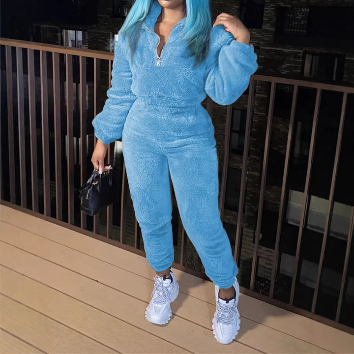 Ladies cozy teddy fleece two-piece with half zip and high-waist joggers Mune Fashion