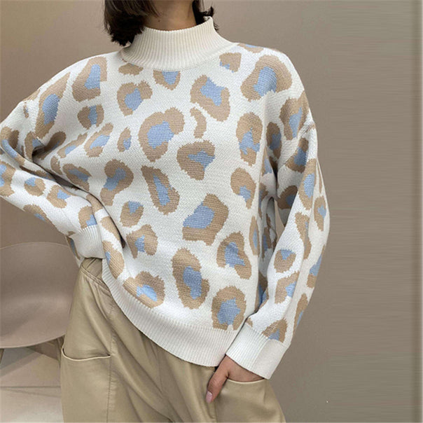 Women Oversize Turtleneck Jumper with Leo Jacquard and Ribbed Cuffs Mune Fashion