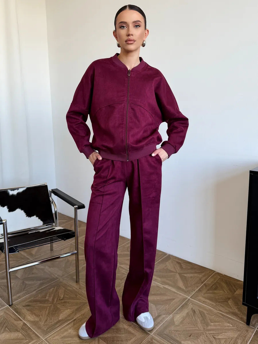 Women two-piece velour loungewear set with short zip hoodie and wide high-waist pants Mune Fashion