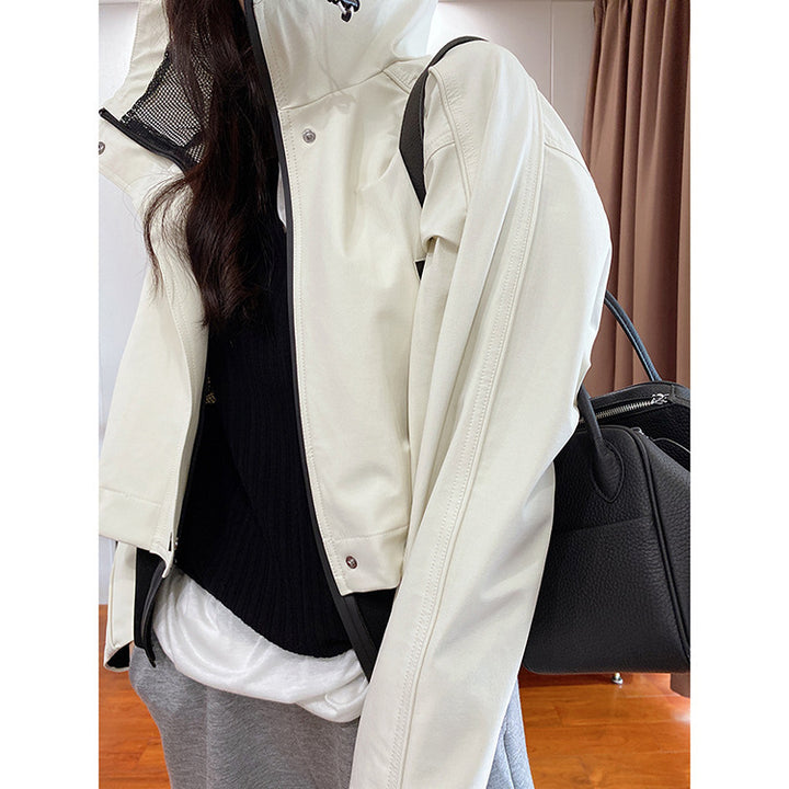 Women Short Hooded Jacket with Mesh Lining, Concealed Zipper and Contrast Details Mune Fashion