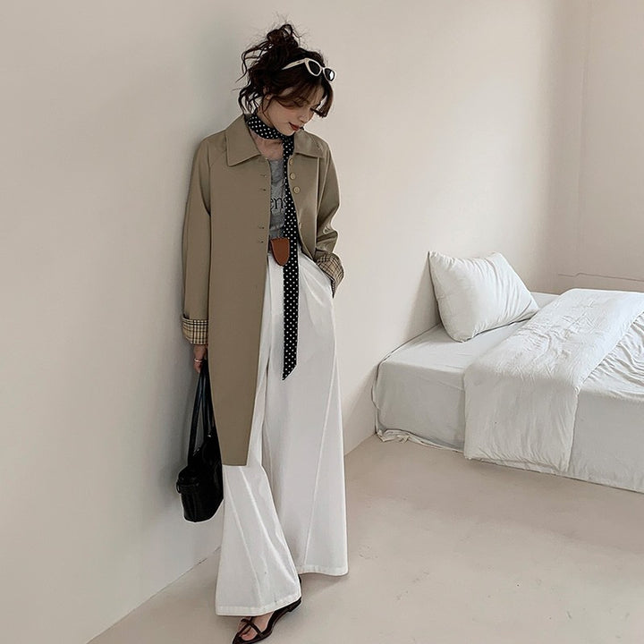 Women lightweight trench coat with contrasted checked cuffs Mune Fashion
