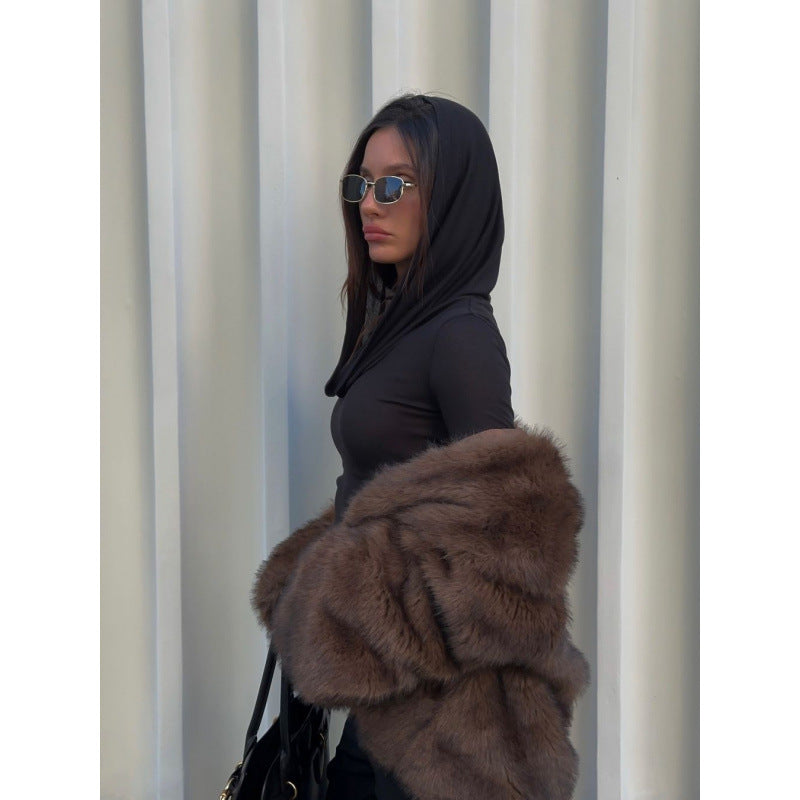Women's Luxurious Faux Fur Coat with Elegant Cut Mune