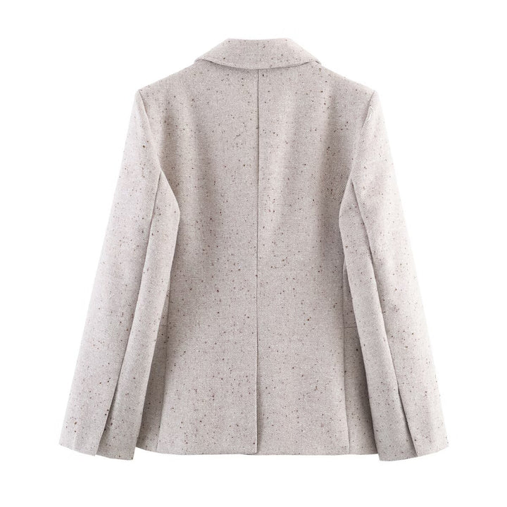 Women's structured tweed blazer with shaping seams, flap pockets, and covered buttons Mune Fashion