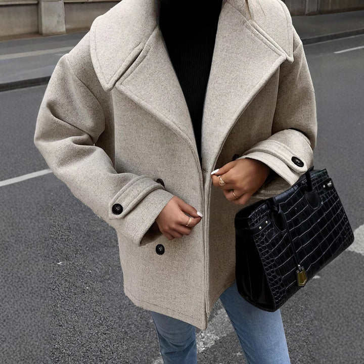 Women's oversized coat with lapel collar and decorative button placket Mune Fashion
