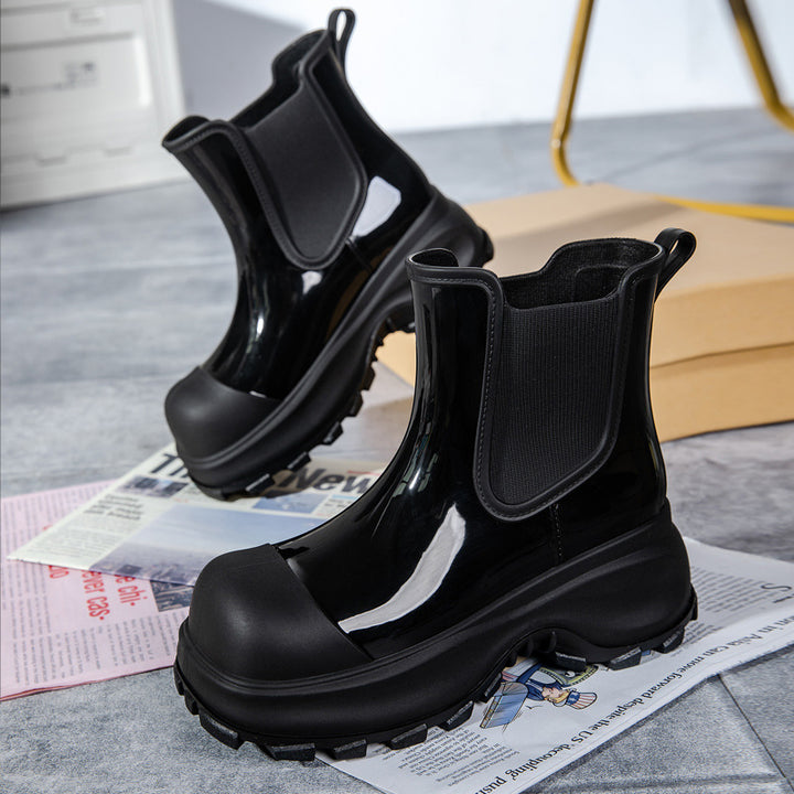 Women's Platform Rubber Chelsea Boots with sturdy Lug Sole Mune Fashion