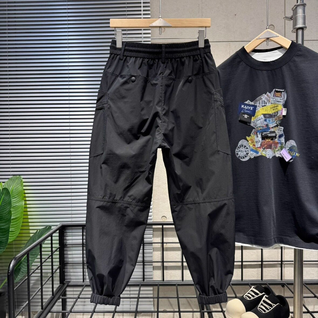 Men's cargo pants with practical zipper pockets Mune Fashion