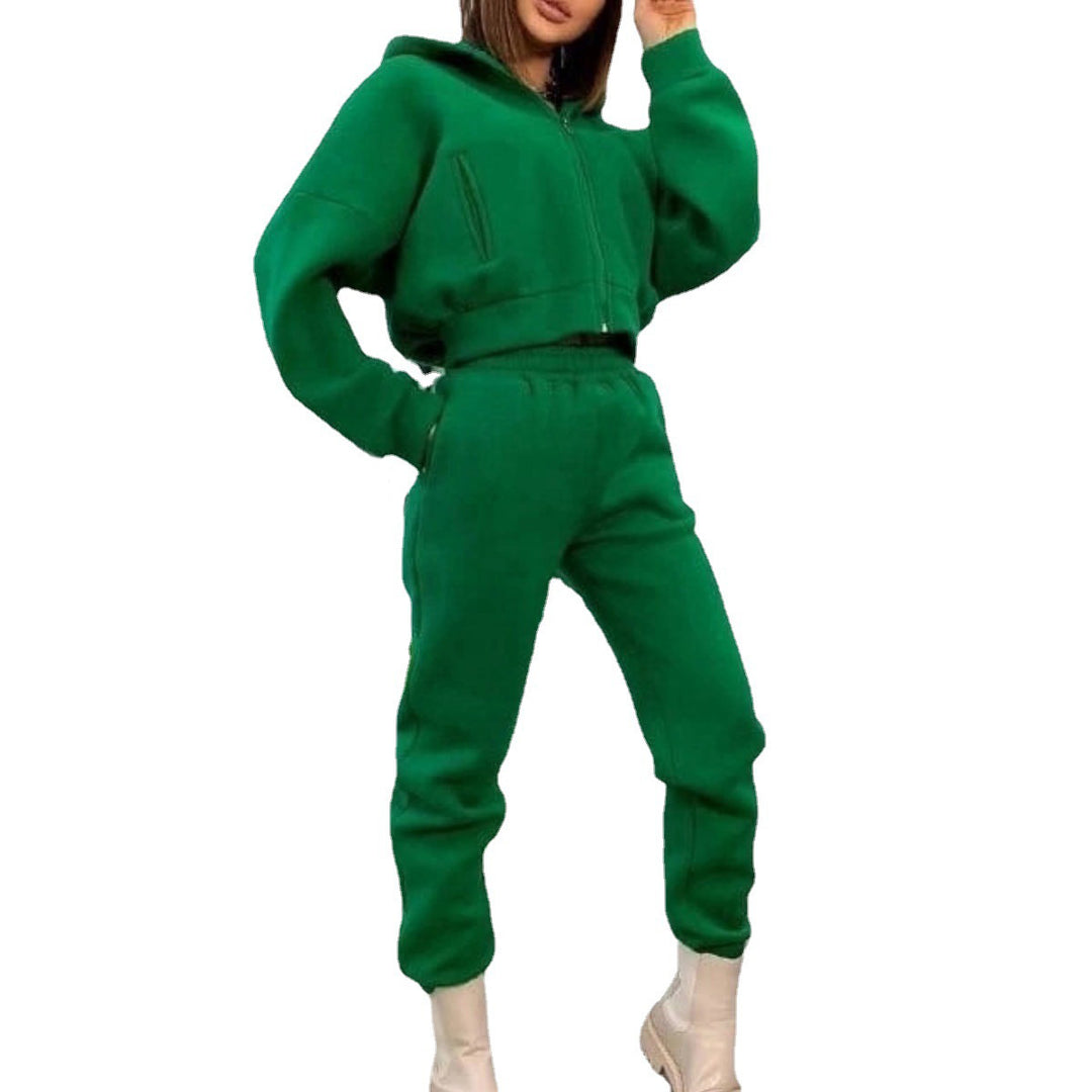 Women's Comfortable Oversized Two-Piece Jogging Suit with Hood Half Zip, Elastic High Waist Band and Kangaroo Pockets Mune Fashion
