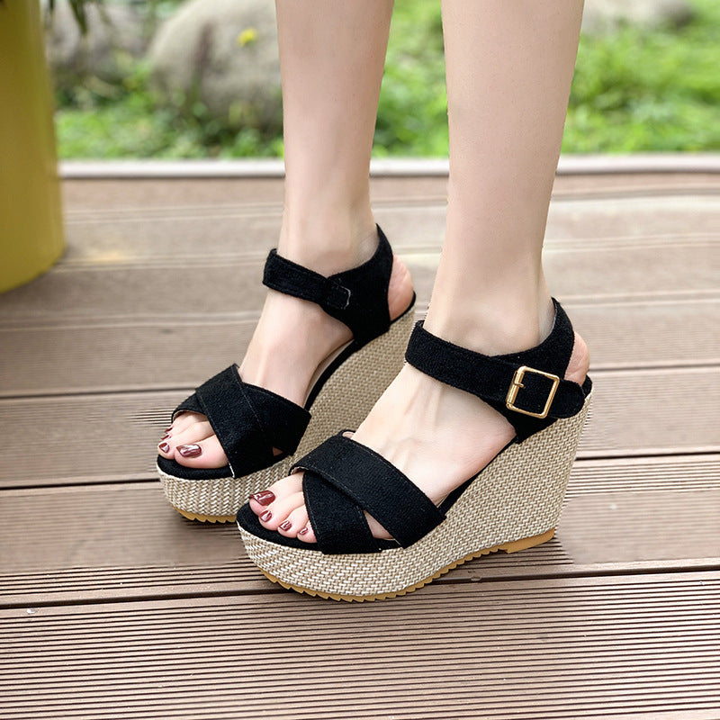 Women's espadrille wedge sandal with crossed suede straps and adjustable buckle tab Mune Fashion