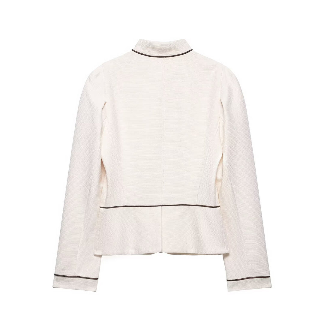 Ladies short blazer in bouclé look with stand-up collar, decorative button placket and contrast piping Mune Fashion
