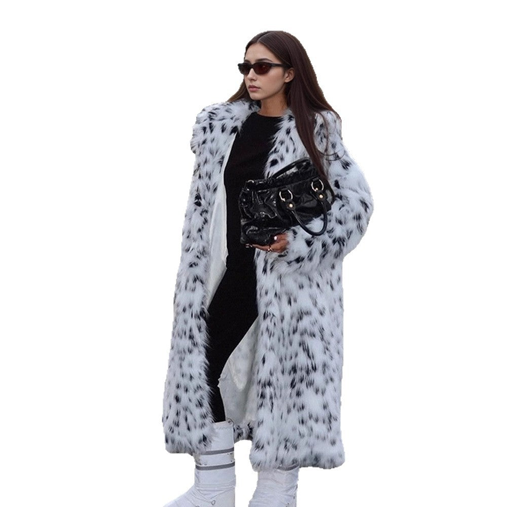 Women's luxurious long plush faux fur coat with opulent fur collar and speckled design Mune Fashion